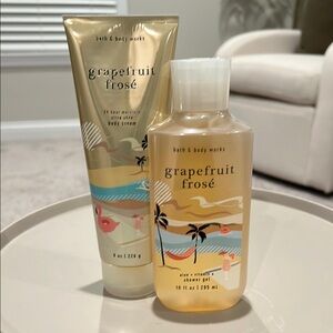 ❌SOLD❌ Bath And Body Works Grapefruit Frose Body Cream and Shower Gel